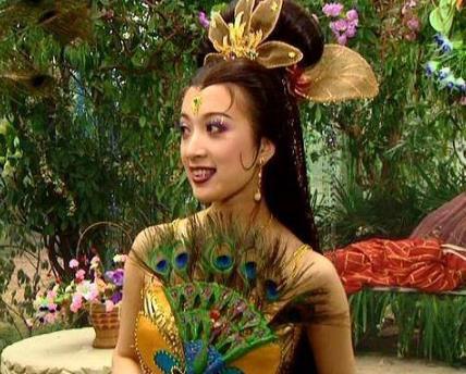 走红毯|阔太金巧巧揭秘女星走红毯套路，自嘲没人找自己，息影后专心带娃