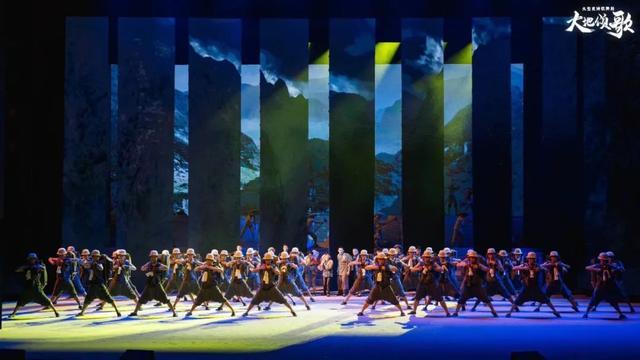 张凯丽|聚齐谷智鑫、凯丽、何炅、万茜等大腕的剧，却没有一个明星光环