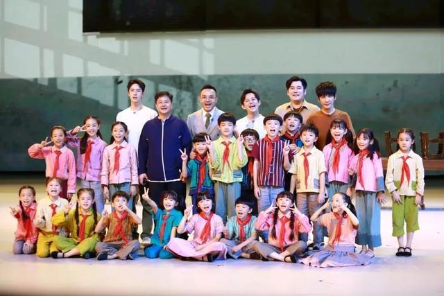 张凯丽|聚齐谷智鑫、凯丽、何炅、万茜等大腕的剧，却没有一个明星光环