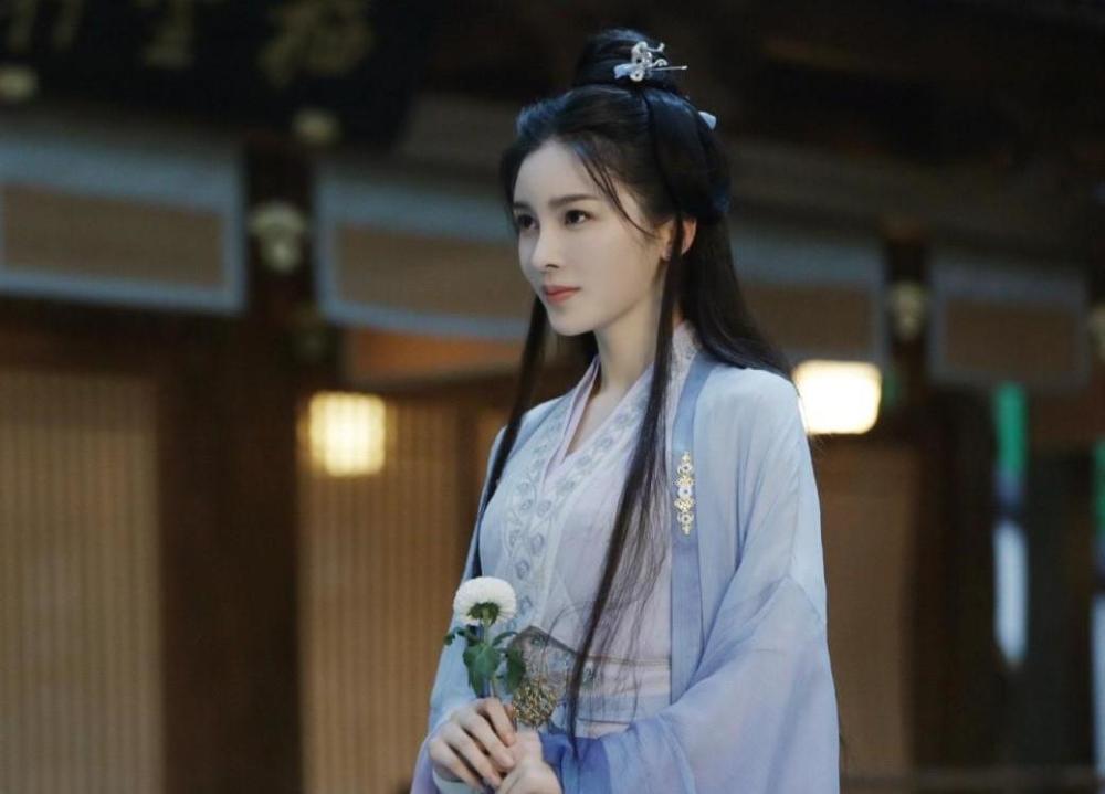 成毅|真执着！成毅的CP都换N轮了，粉丝还在矫情云歌会那点事