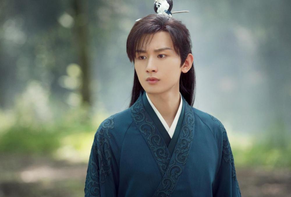 成毅|真执着！成毅的CP都换N轮了，粉丝还在矫情云歌会那点事