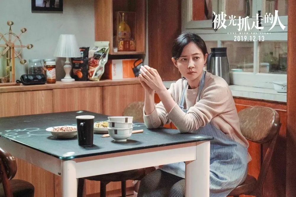 谭卓|败给周冬雨，她仍是我眼里的年度最佳