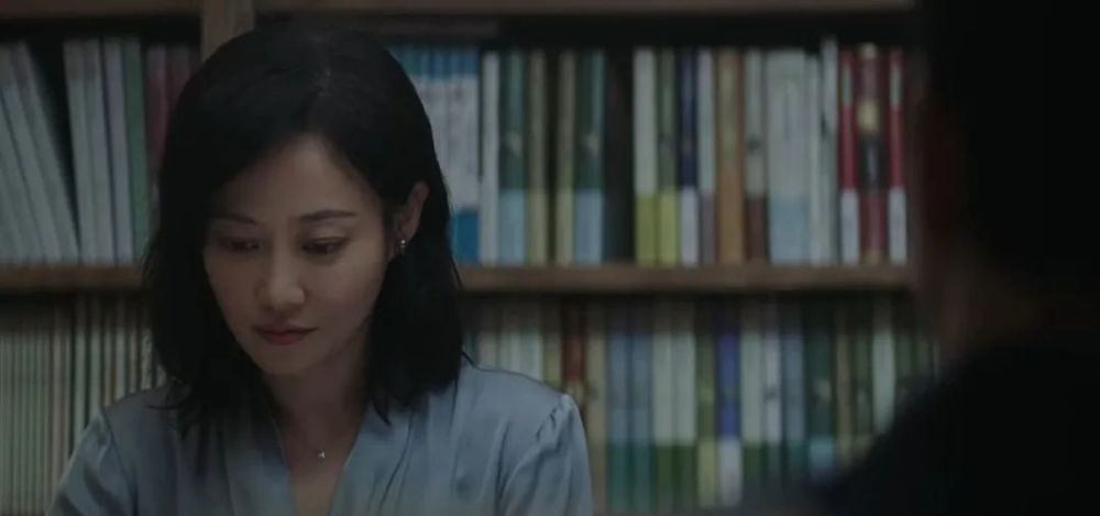 谭卓|败给周冬雨，她仍是我眼里的年度最佳