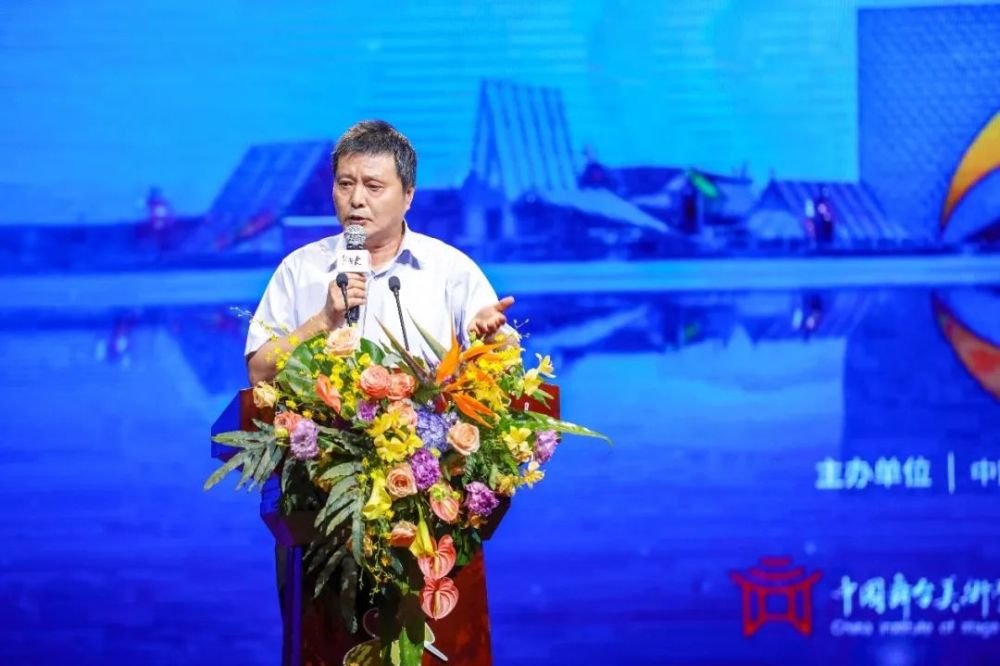 只有爱·戏剧幻城|疫后峰会齐聚《只有爱·戏剧幻城》，文旅发展有何新思考？