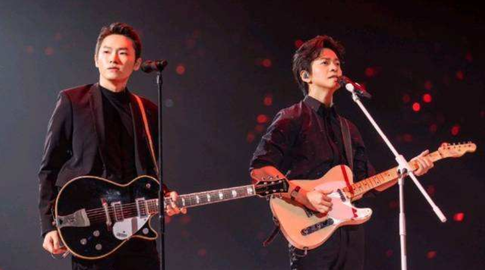 李荣浩|李荣浩又整幺蛾子，他越来越像一个营销咖了