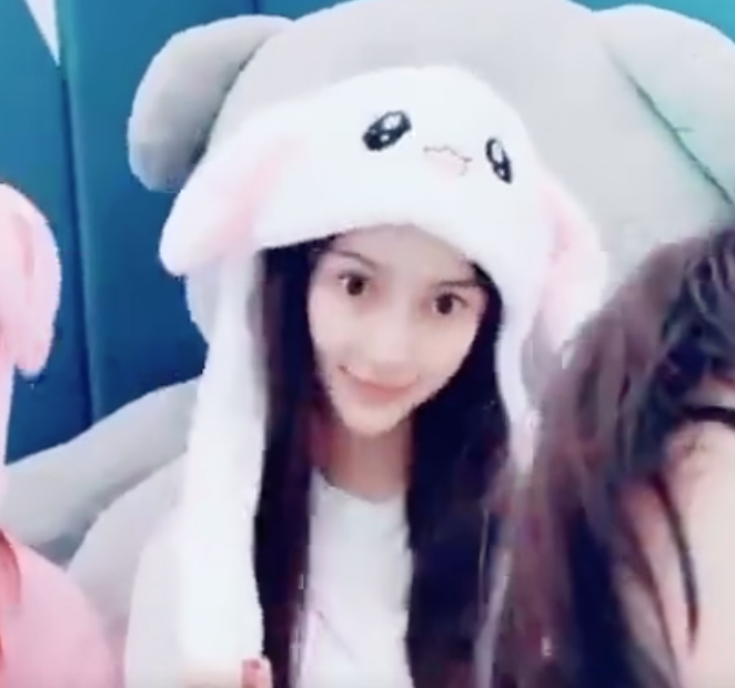 卜冠今|她要真长这样就好了……