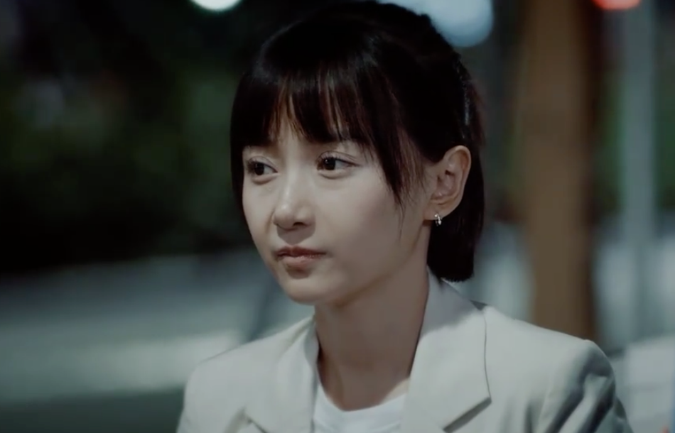 卜冠今|她要真长这样就好了……