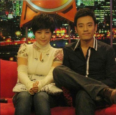 郝蕾|郝蕾为何缺席飞天奖，邓超老婆孙俪是其次，前夫李光洁或是重点