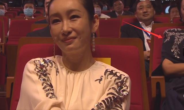 郝蕾|郝蕾为何缺席飞天奖，邓超老婆孙俪是其次，前夫李光洁或是重点