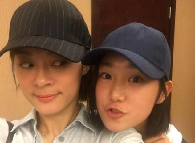 北电|孙俪妹妹入学北电后首晒照！衣着朴素无明星架子，舍友身份引猜测