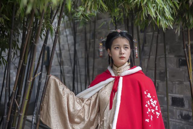 武侠小说|金庸古龙卧龙生3本武侠伪作，虽然冒名顶替，却也值得一读