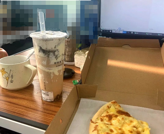 朋友圈里都在晒"秋天的第一杯奶茶",没喝到咋办?小编告诉你答案!