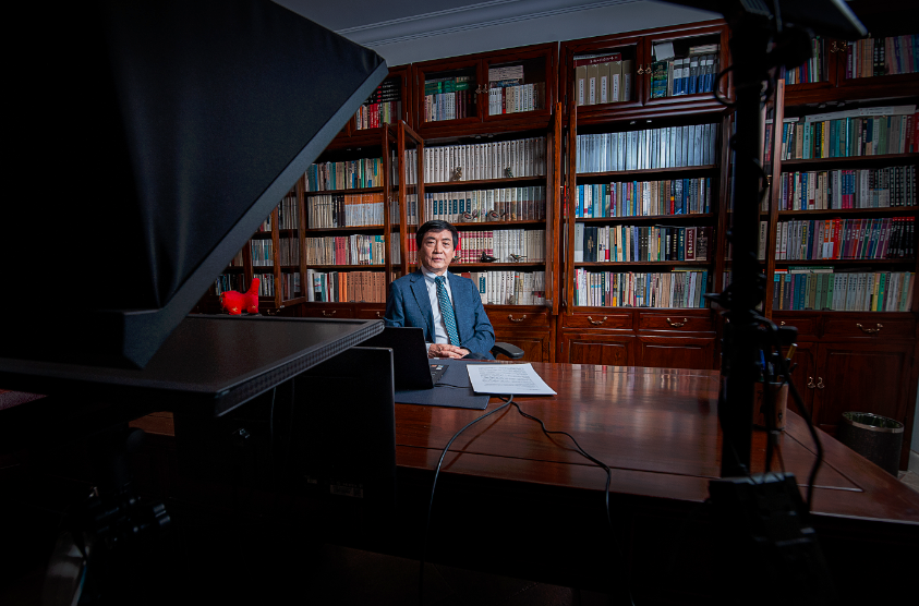 坐拥书城走进北大学者的书房