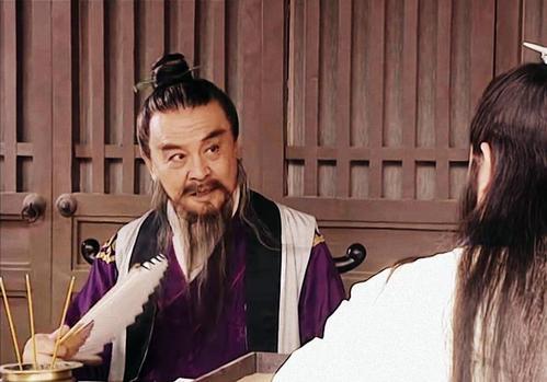 孙悟空|同为龙王，东海龙王私自降雨无罪，泾河龙王为何让凡人给斩了？