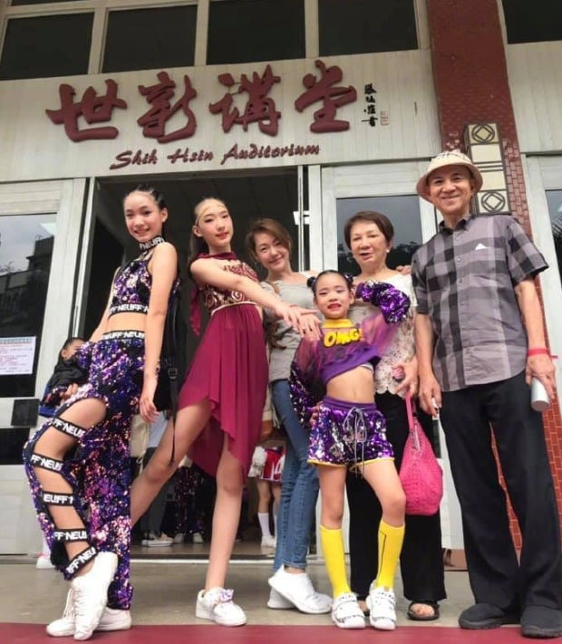 小s|小S和她的女儿们：“摇钱树”养成计划