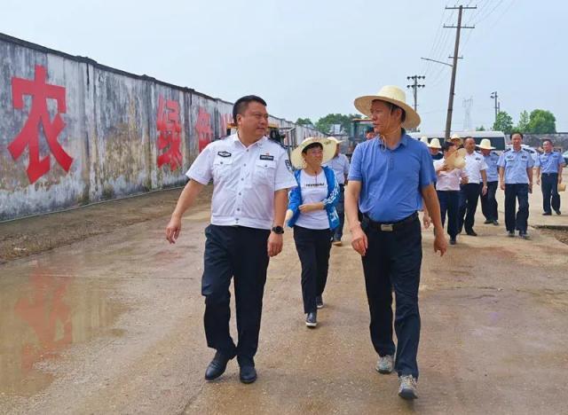 主动投案又一人上饶副市长祝宏根被查与这两名落马官员曾共事