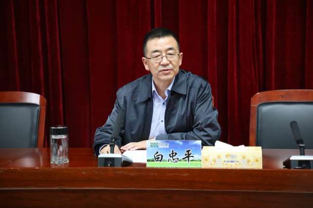 白忠平指出,今年是我国全面建成小康社会和打赢脱贫攻坚战及"十三五"