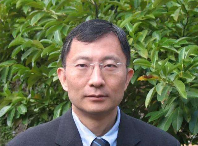 高华健|他是中国培养的天才，中美德三国都在抢他，最终加入的国籍是美国