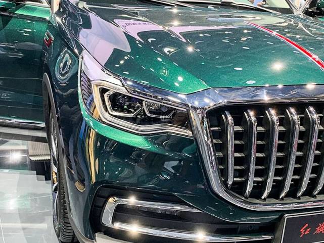 2020北京车展红旗hs7营造纯封闭后排绝对私密