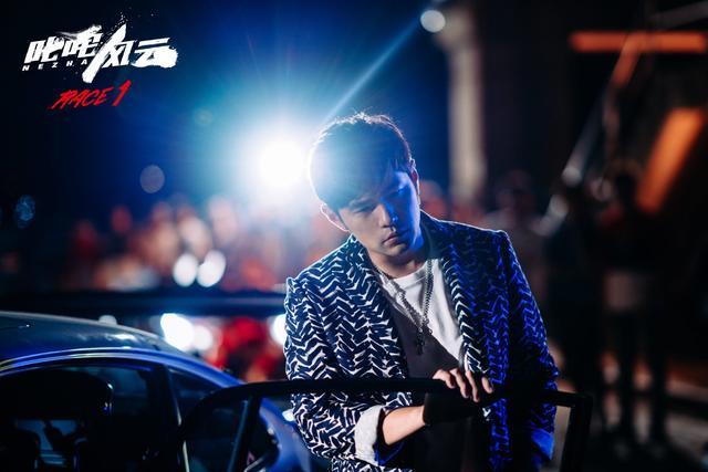 侯佩岑|侯佩岑太惨！周杰伦监制昆凌主演电影发新物料，彩虹图只是炒作？