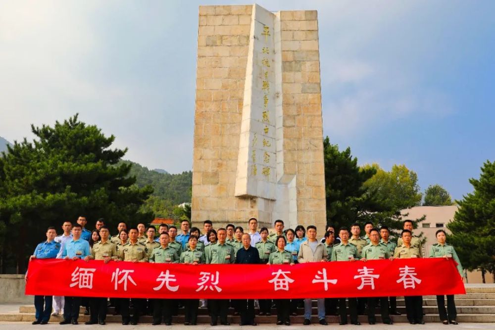 火箭军|以笔会友，以梦为马！看这场大咖云集的集会！