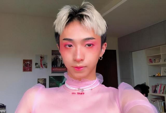 伊能静|哈利再被曝照，伊能静懒理儿子舆论，秀与秦昊幸福婚姻生活