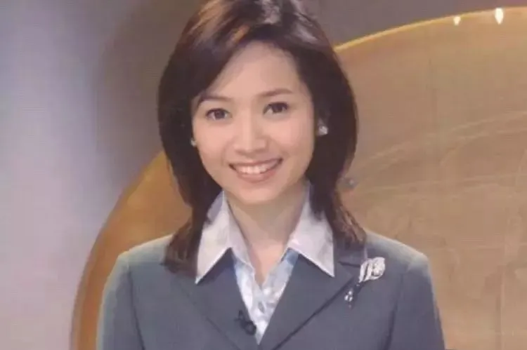 侯佩岑|昆凌视奸侯佩岑？盗图、假哭，这次她真的输了…