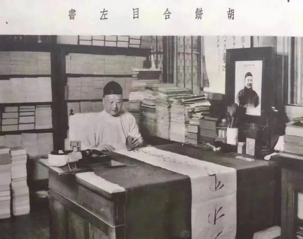 毛笔|“江湖书法家”的祖师爷找到了，花式杂耍，样样精通！