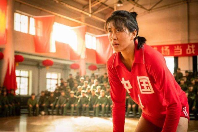 朱婷|看完《夺冠》说说演员，朱婷比巩俐更令人惊喜，吴刚不愧是老戏骨