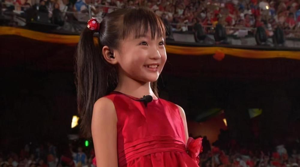 林妙可|林妙可又发福？21岁大学生一度被嘲像大妈，如今终于做回少女了