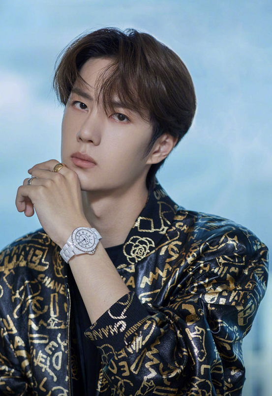 王一博|95后男艺人新媒体人气排行，王一博蝉联第1，蔡徐坤超王俊凯第2