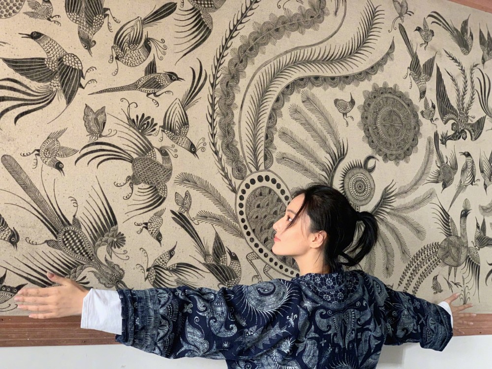 张馨予|张馨予太直白，发文认同退一步会蹬鼻子上脸，莫名与张靓颖观点一致