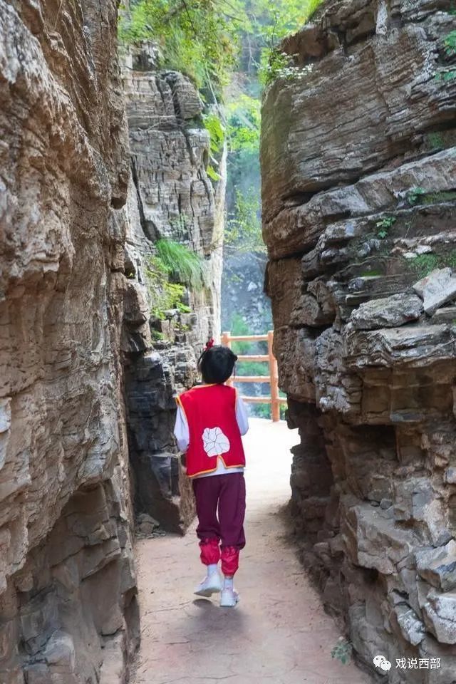 玻璃栈道|十一长假去乐谷银滩耍吧，还有山货大集哪