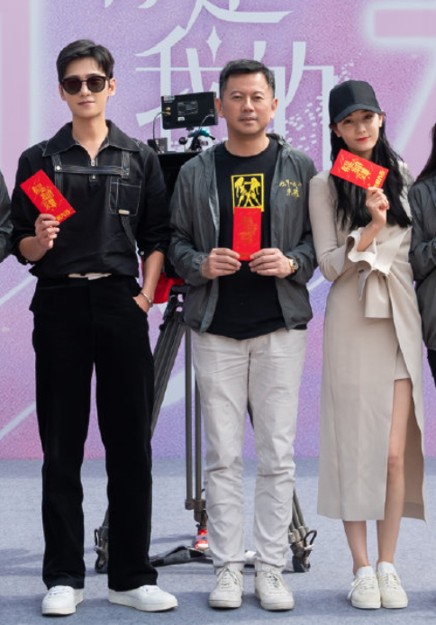 迪丽热巴|专治番位癌！杨洋热巴新剧官宣方式成亮点，看谁还要抢一番