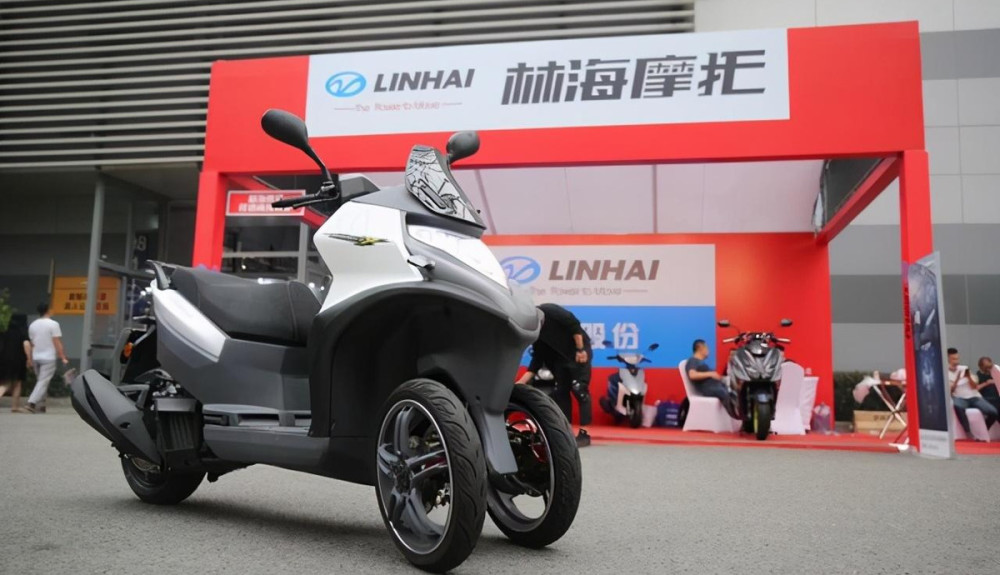 林海这款150cc水冷倒三轮,出口转内销,预计2021年上市