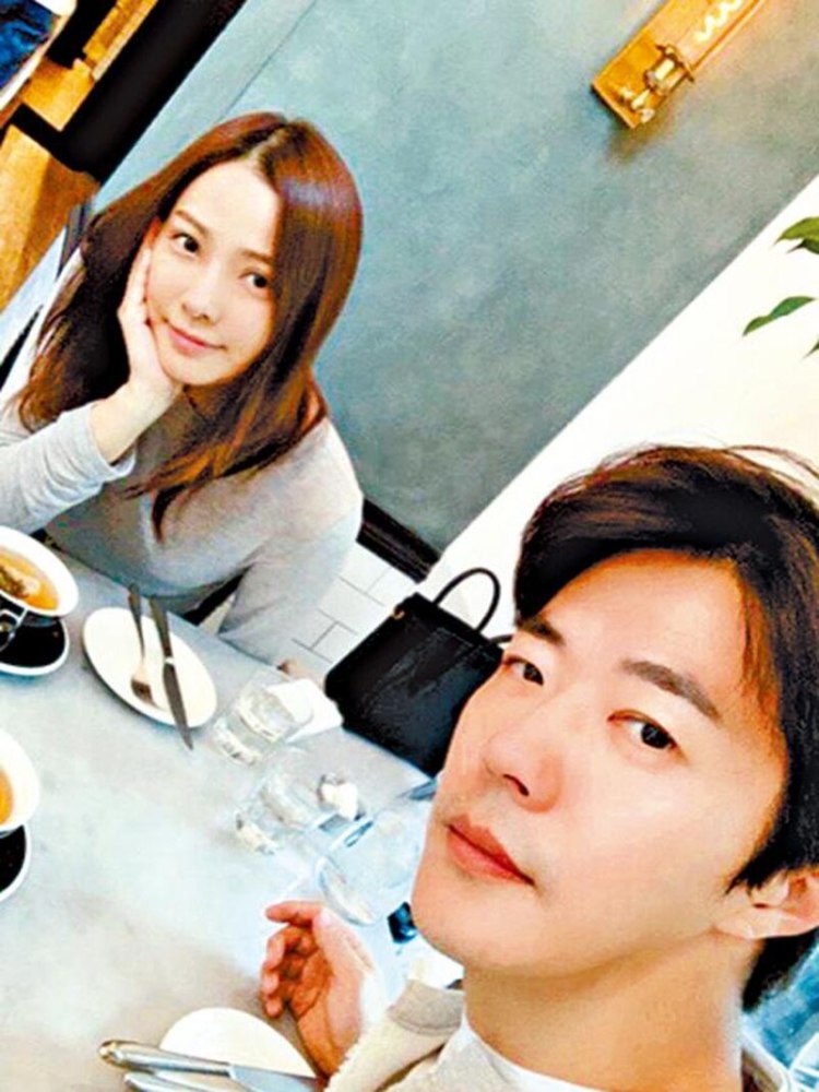 权相佑|权相佑孙泰英甜蜜庆祝结婚12周年，两人屡被外界唱衰反而更恩爱