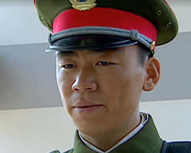 《士兵突击》大结局：成才最后能够加入老A，原因在于袁朗要帮许三多圆梦_腾讯新闻