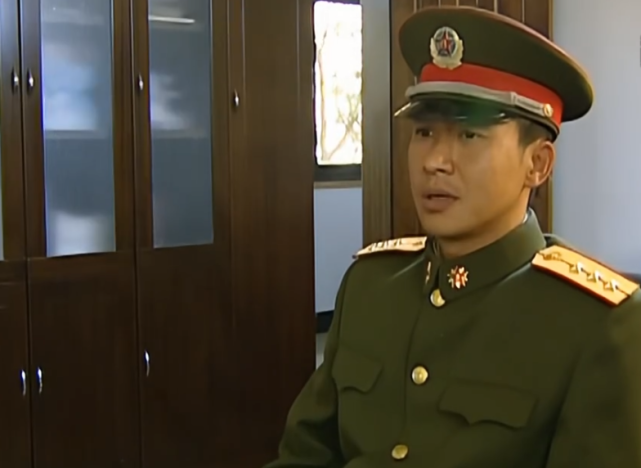 《士兵突击》大结局：成才最后能够加入老A，原因在于袁朗要帮许三多圆梦_腾讯新闻