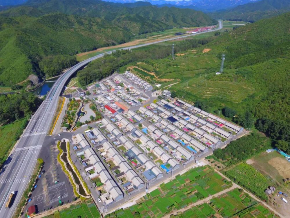 喇叭沟门乡|趁阳光正好 趁微风不燥 来一场旅行可好？