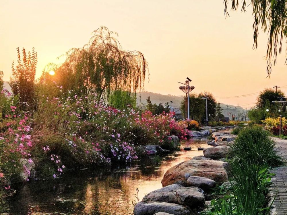 喇叭沟门乡|趁阳光正好 趁微风不燥 来一场旅行可好？