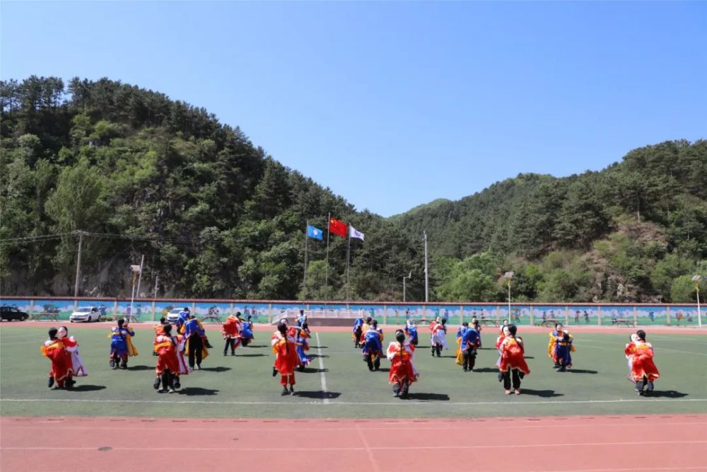 喇叭沟门乡|趁阳光正好 趁微风不燥 来一场旅行可好？