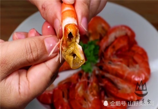 虾头究竟能不能吃是屎还是黄如果还不懂那就尴尬了