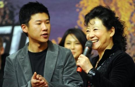71岁老戏骨王馥荔儿子竟是我们熟悉的他多次与杨幂合被捧红