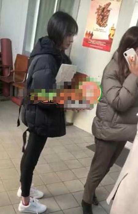 郑爽|郑爽突然发文表示被威胁伤害，网友猜测或与张恒有关