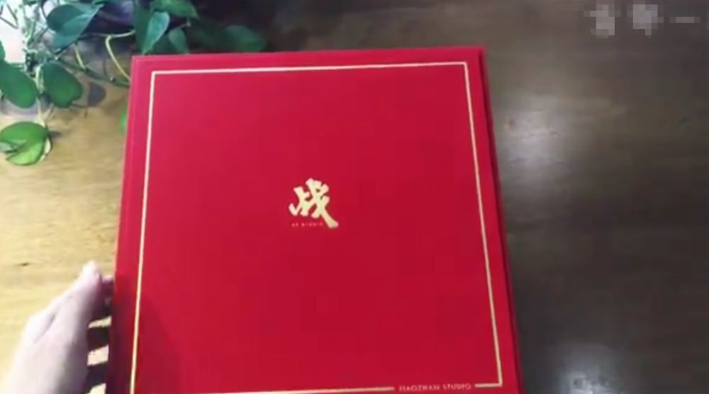 礼盒|明星中秋礼盒太奢华，肖战永生花礼盒被倒卖，价格高达4500