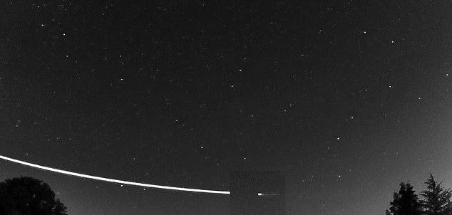 地球|科学家发现一明亮物体进入地球，又返回太空，可能会带走地球生命