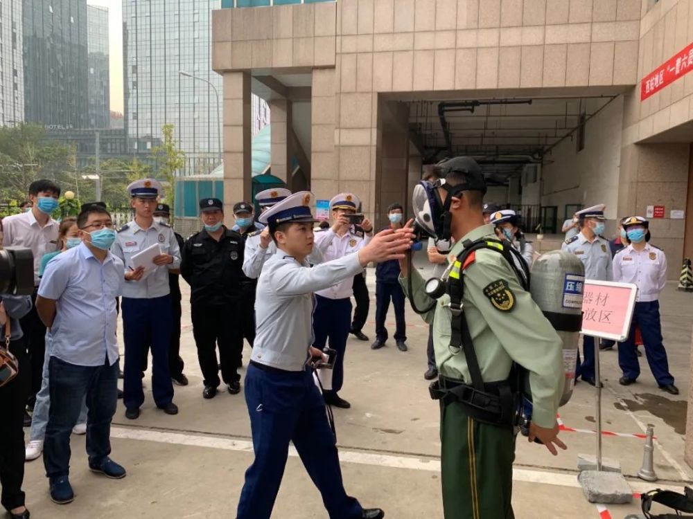 室内消火栓|“一警六员”消防培训考核，牛！