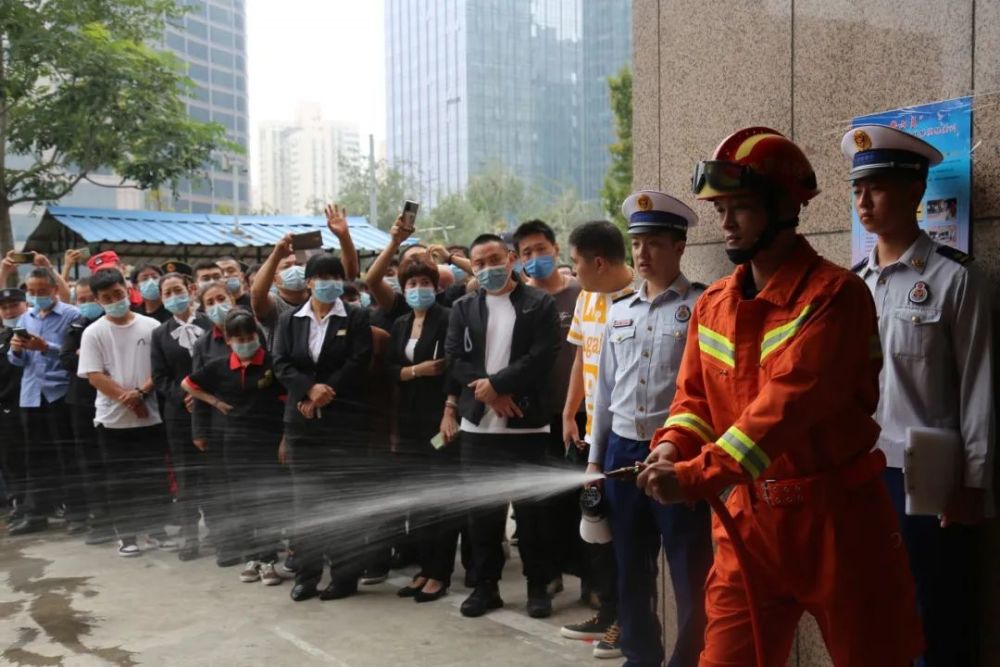 室内消火栓|“一警六员”消防培训考核，牛！