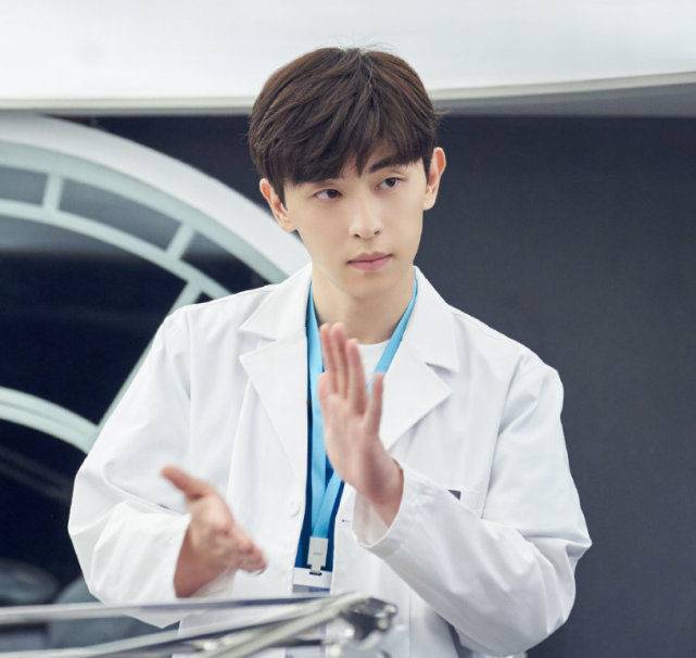 《在一起》未播,邓伦又有新剧来了?看清女主是谁神仙搭档没错了