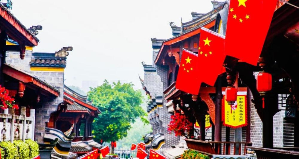 非遗|直播带你游秀湖国际非遗手艺特色小镇 看这些手艺都是怎样练成的